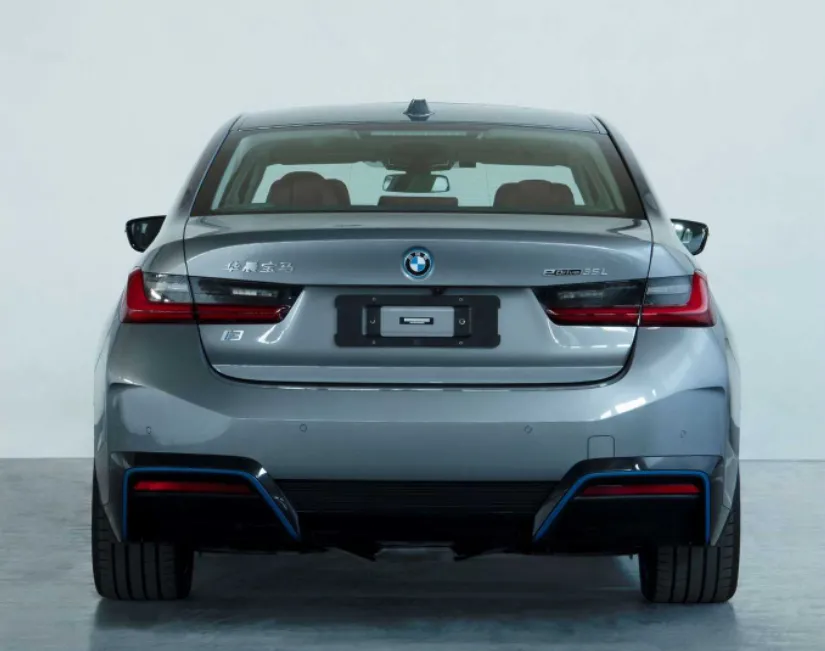 BMW BMW i3 sedan 35L - fotografia 8
