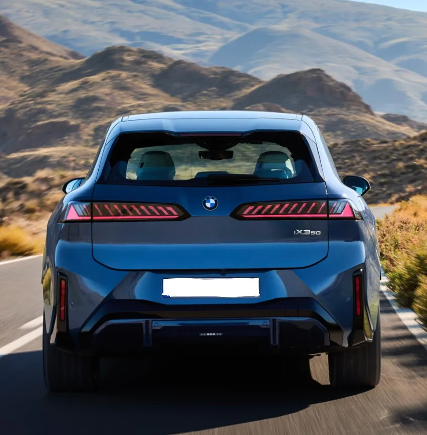 BMW BMW iX3 50 xDrive - fotografia 4