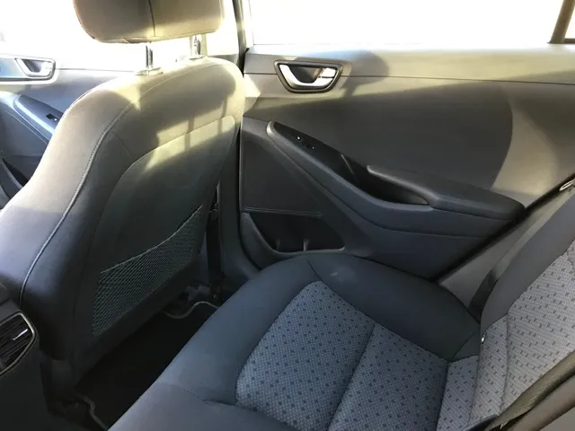Hyundai Hyundai Ioniq Electric 28kWh - fotografia 9