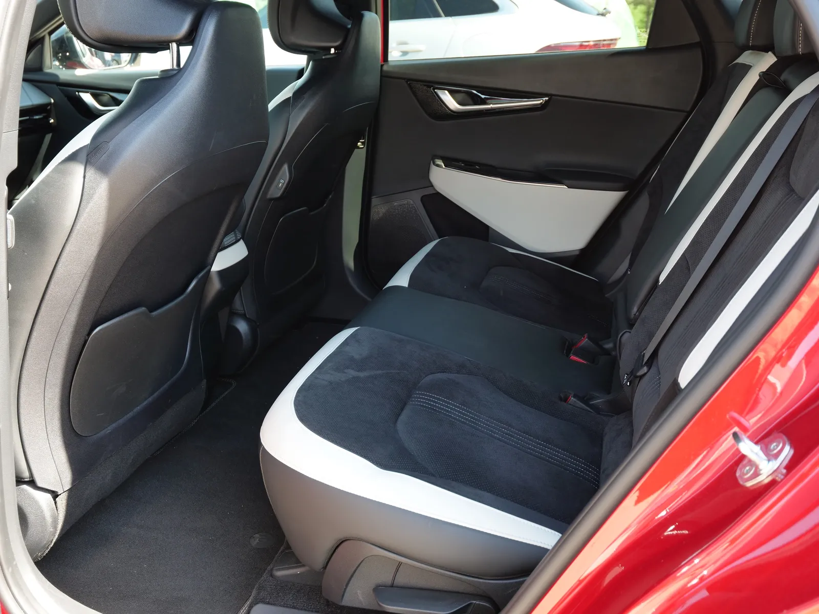 Kia Kia EV6 Long Range 2WD - fotografia 4