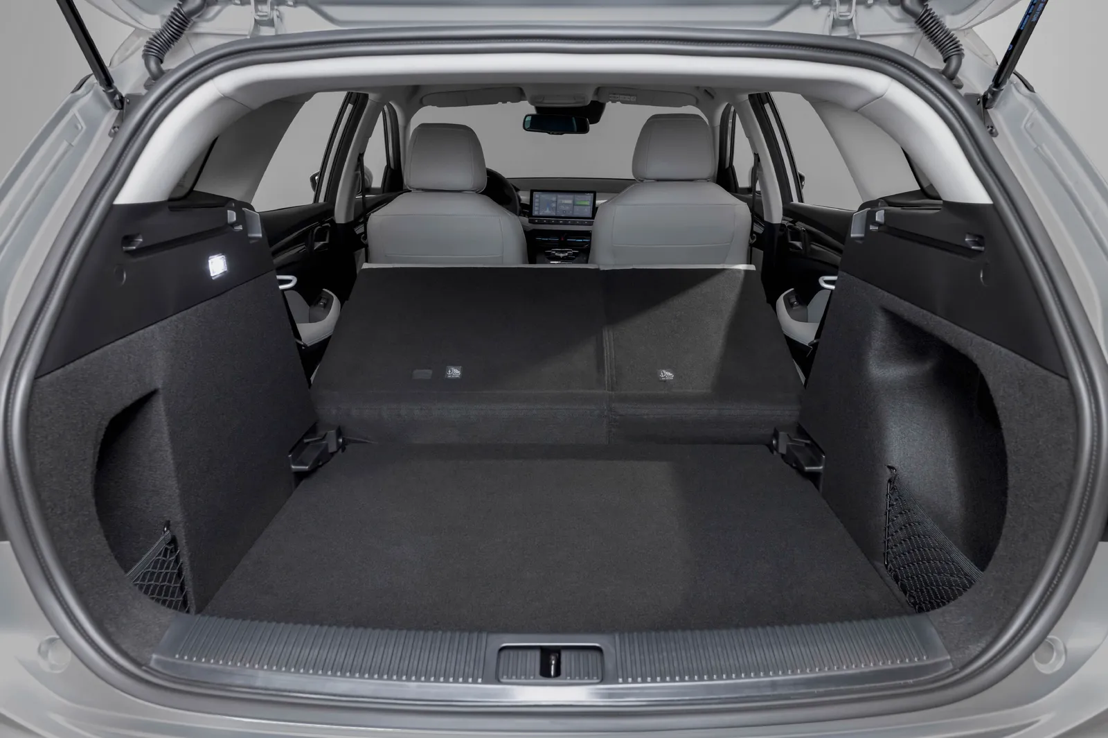 MG MG5 Electric Standard Range - fotografia 7