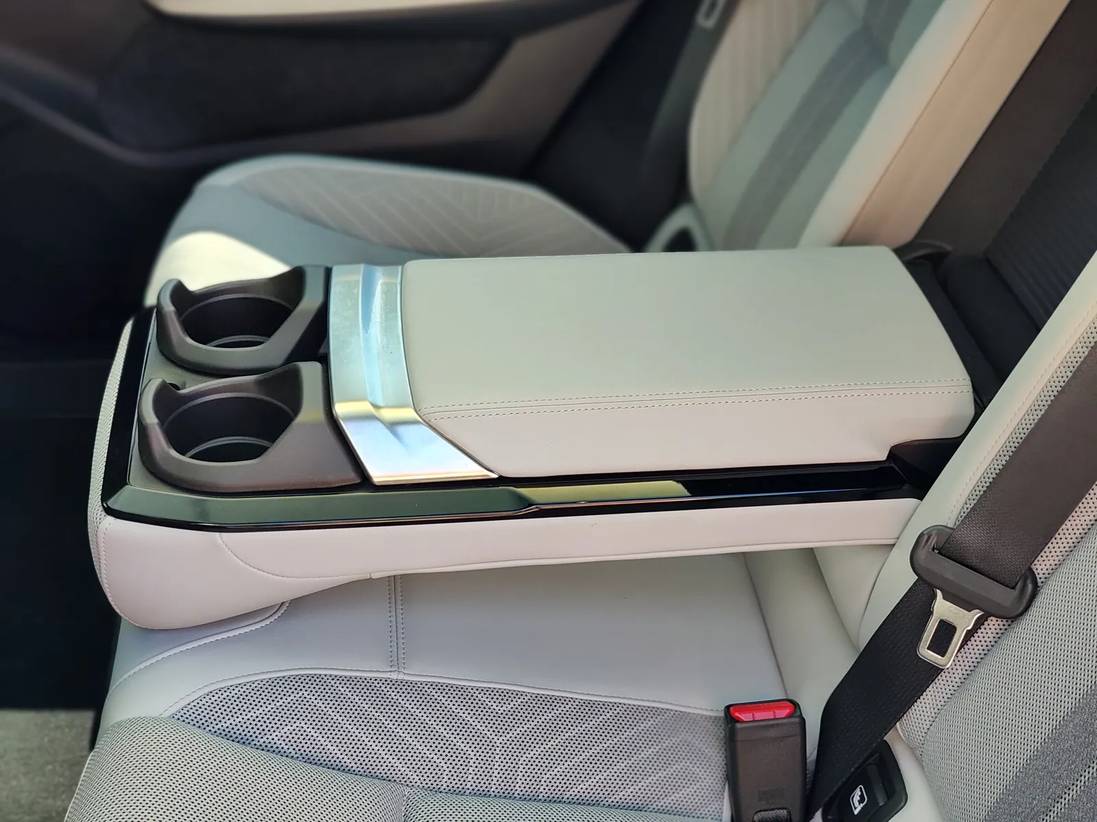 Renault Renault Scenic E-Tech EV87 - fotografia 8