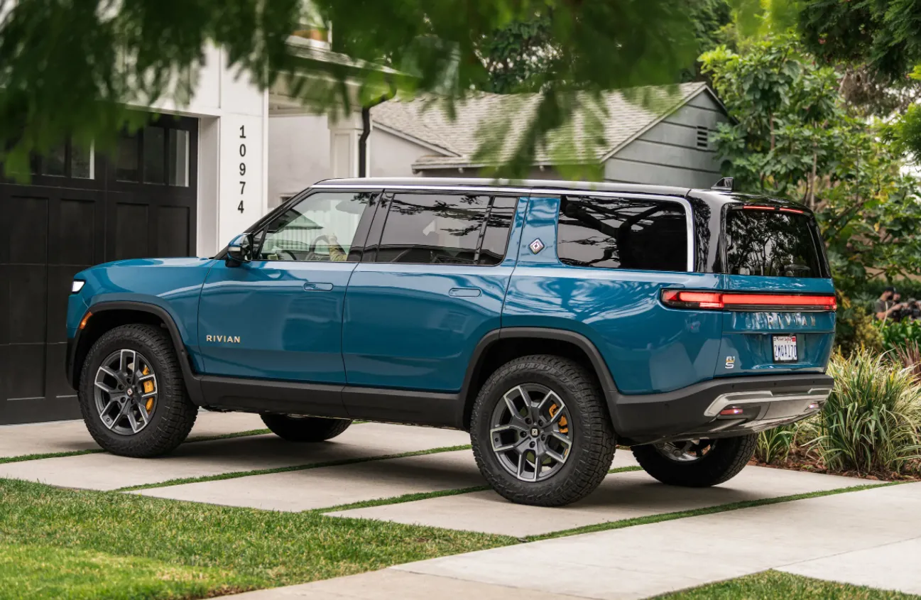 Rivian Rivian R1S - fotografia 4