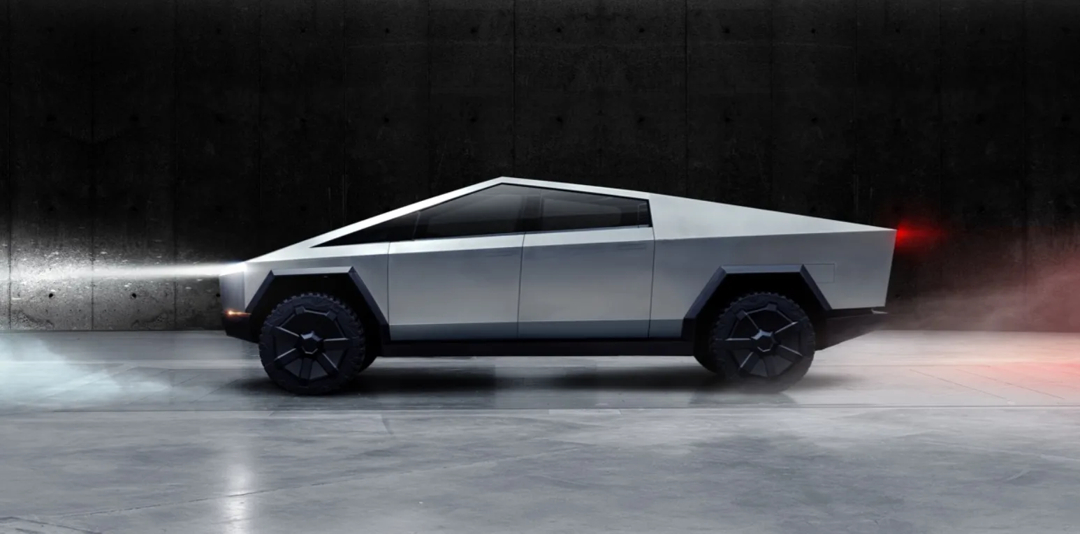 Tesla Tesla Cybertruck 3 motory AWD
