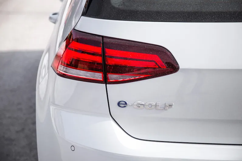 Volkswagen Volkswagen e-Golf 24,2 kWh - fotografia 6