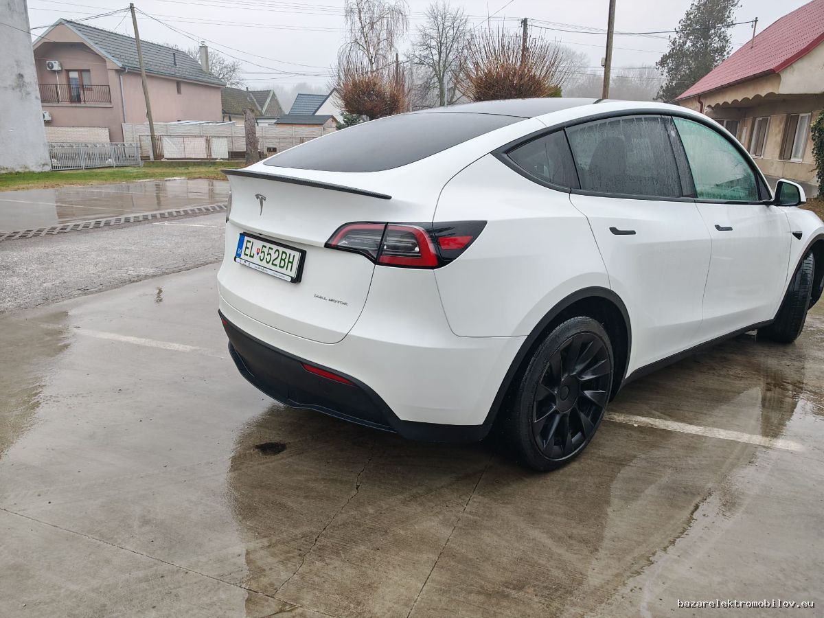 Tesla Y - Fotografia inzerátu 13