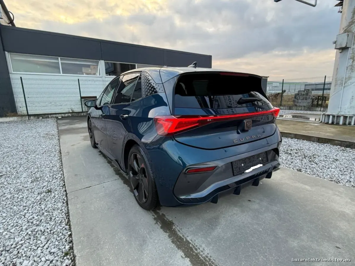 CUPRA Born e-Boost 82kWh 231K - Fotografia inzerátu 27