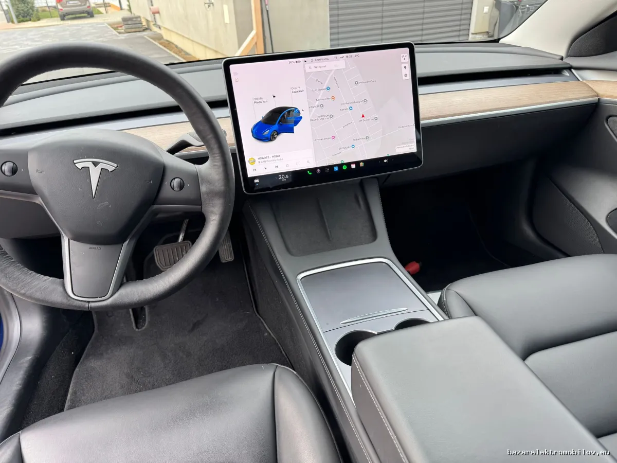 Tesla Model 3 LR AWD - Fotografia inzerátu 3