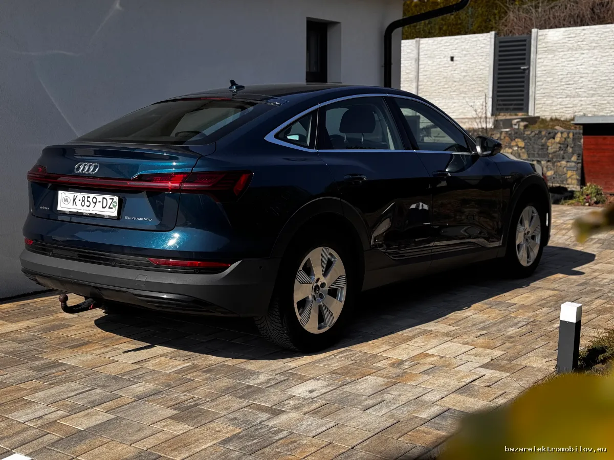 Audi e-tron 55 quattro - Fotografia inzerátu 2
