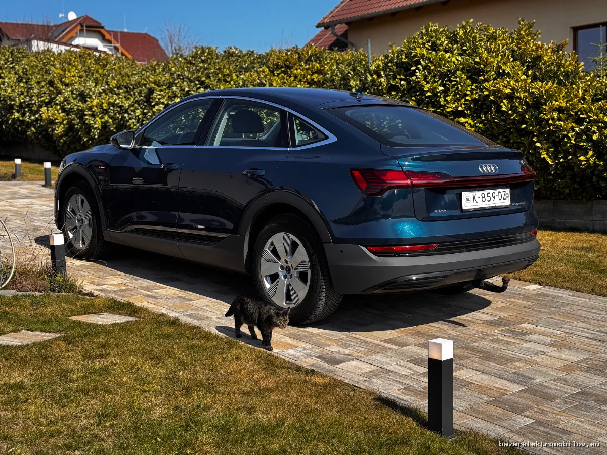 Audi e-tron 55 quattro - Fotografia inzerátu 12