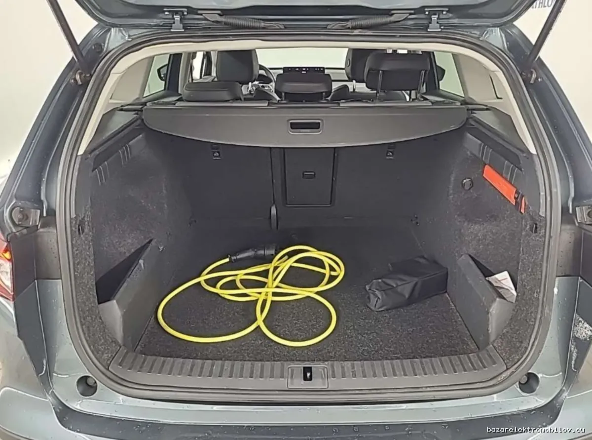 Škoda Enyaq iV 60 r. 2021 - 2023 - Fotografia inzerátu 8