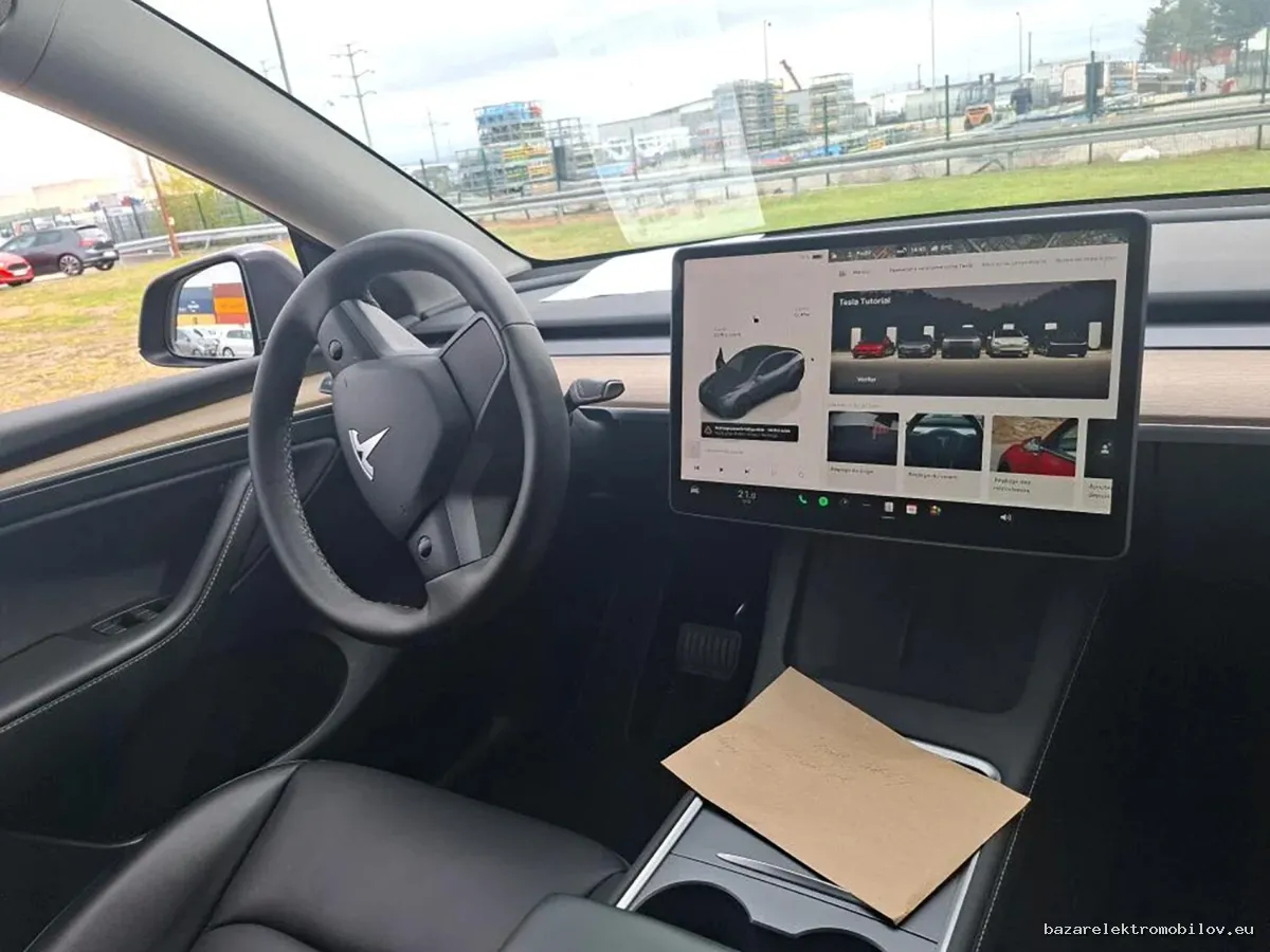 Tesla Model Y LR AWD - Fotografia inzerátu 2