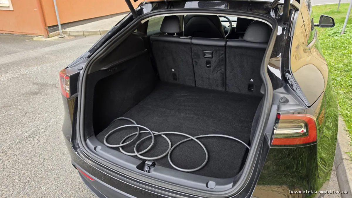 Tesla Model Y Performance - Fotografia inzerátu 7