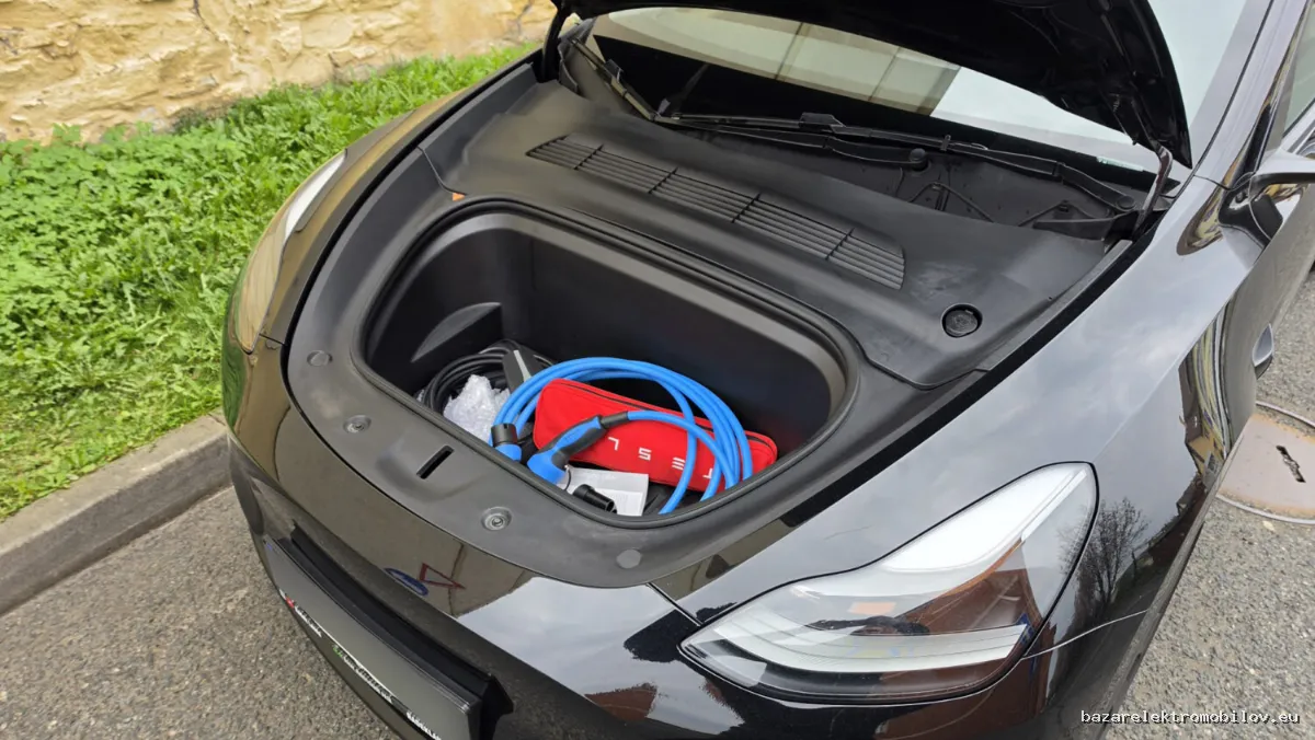 Tesla Model Y Performance - Fotografia inzerátu 10