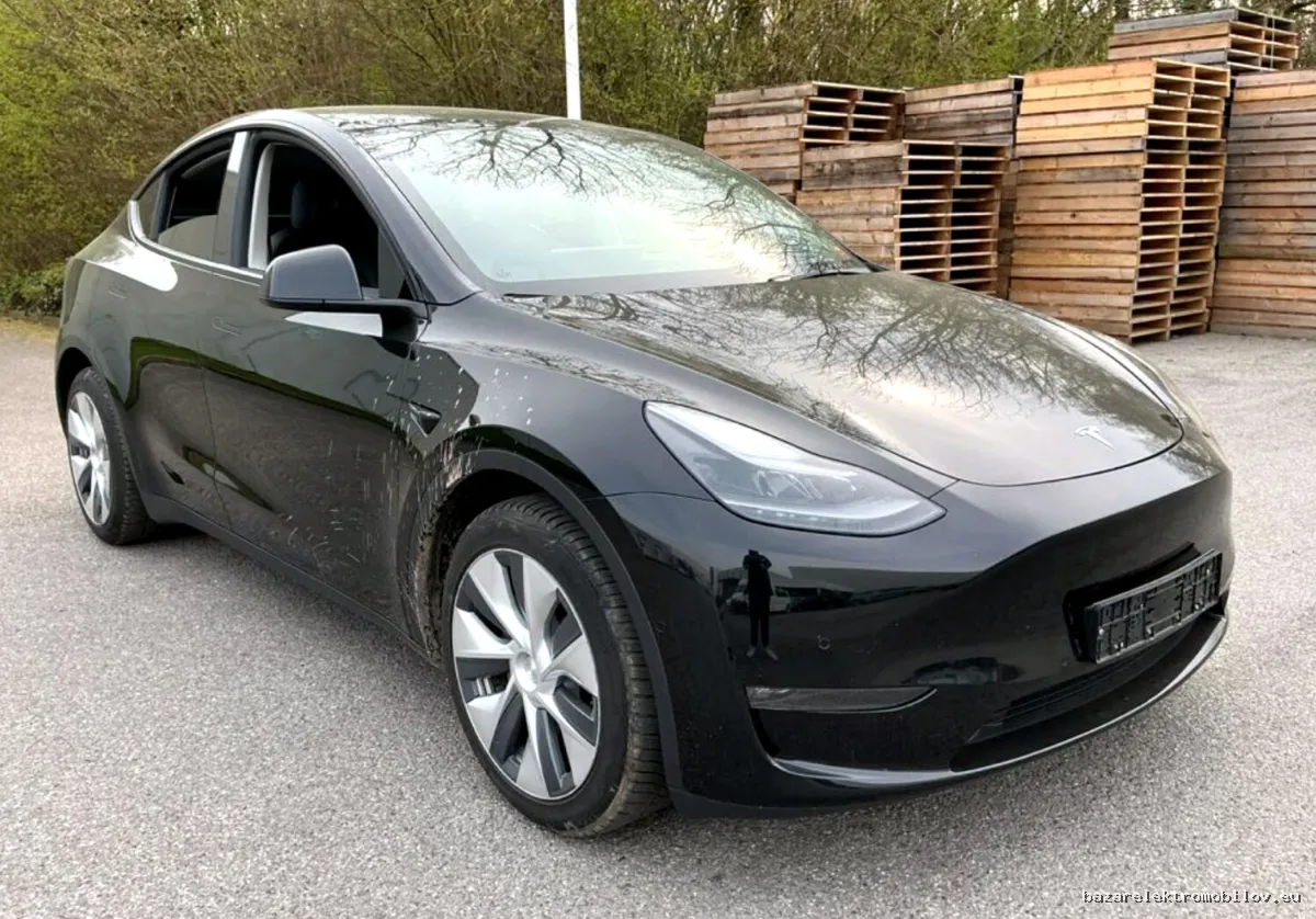Tesla Y Long Range AWD - Fotografia inzerátu 4