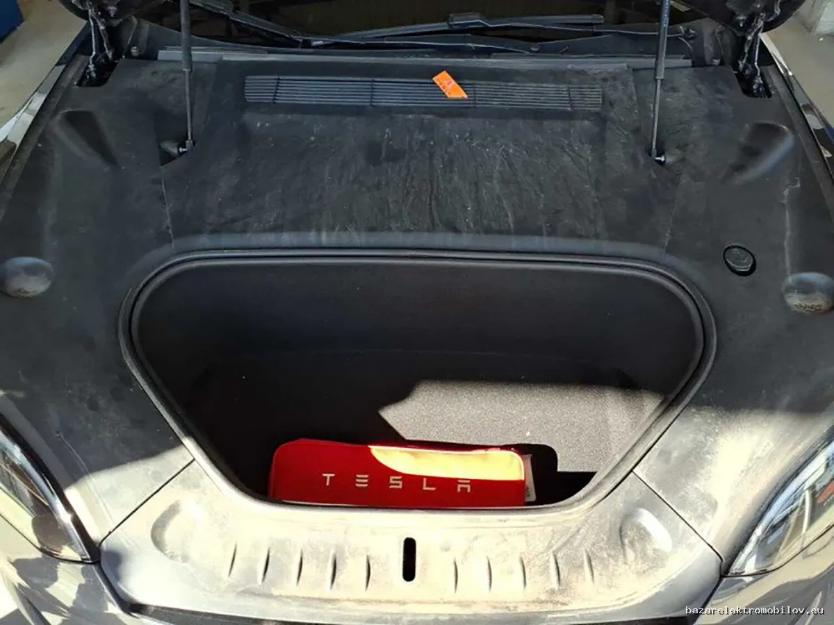 Tesla Model S Dual Motor - Fotografia inzerátu 3