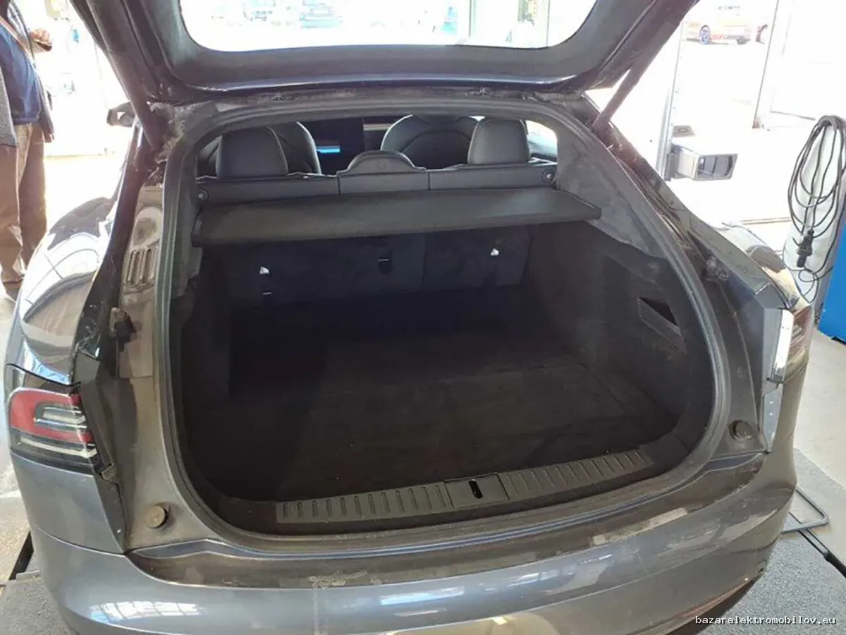 Tesla Model S Dual Motor - Fotografia inzerátu 5