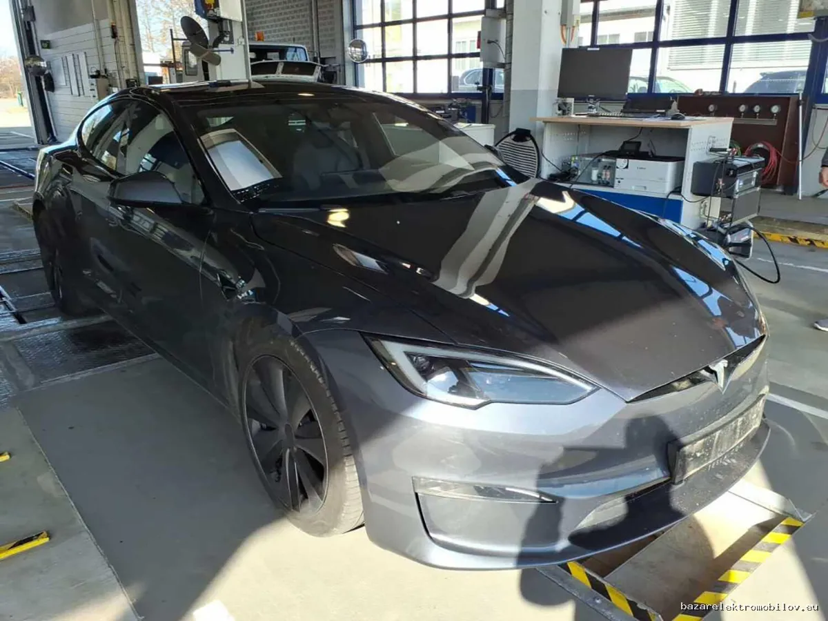 Tesla Model S Dual Motor - Fotografia inzerátu 6