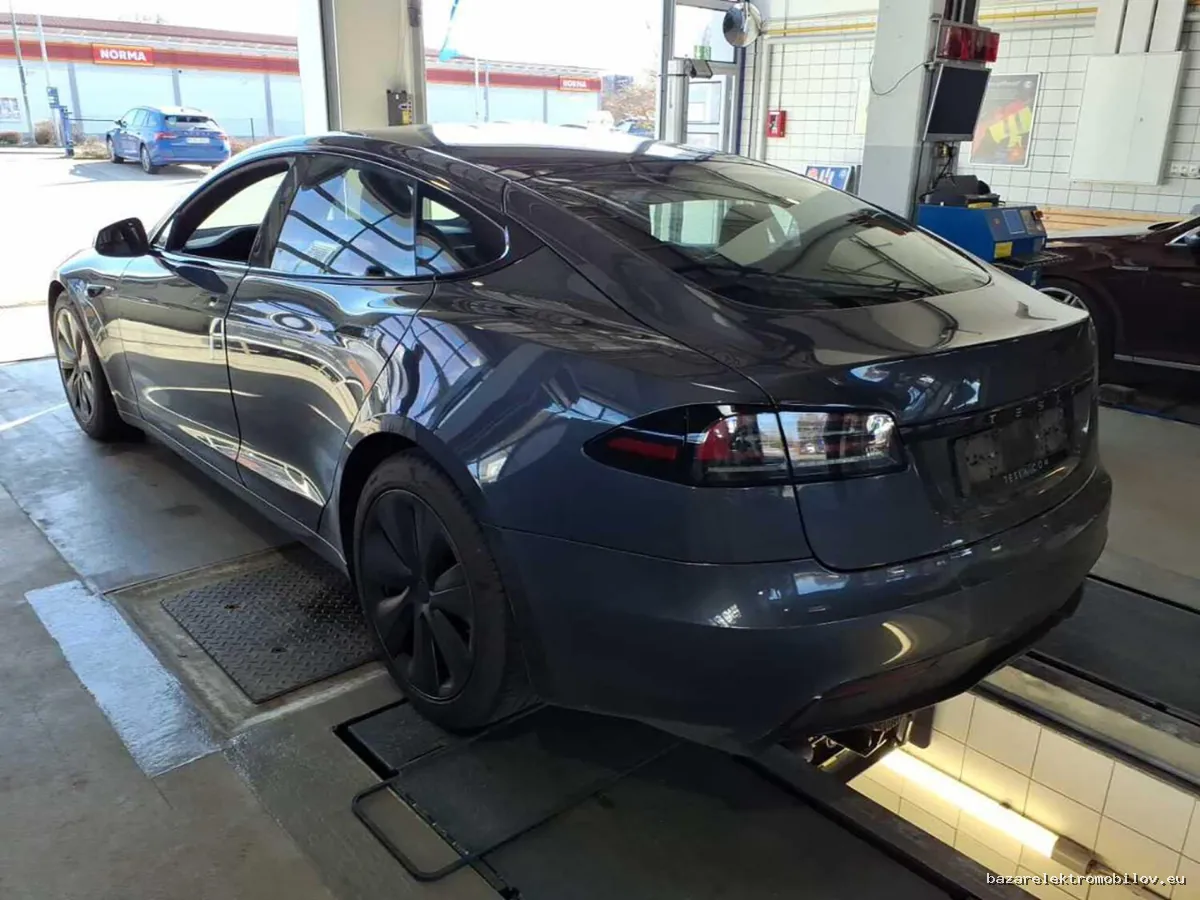 Tesla Model S Dual Motor - Fotografia inzerátu 7