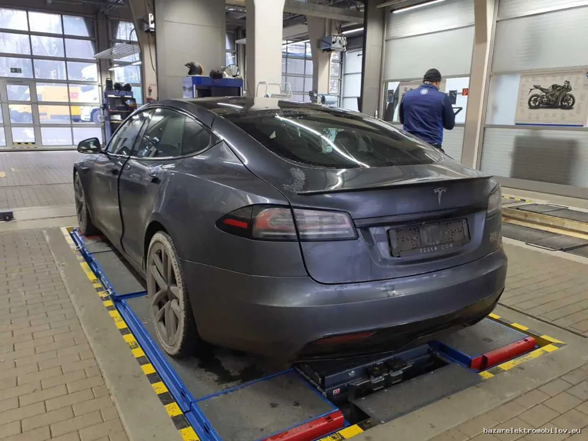 Tesla Model S Plaid 2022-2025 - Fotografia inzerátu 7