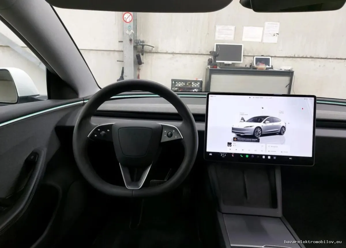 Tesla Model 3 RWD Highland 2023-2025 - Fotografia inzerátu 4