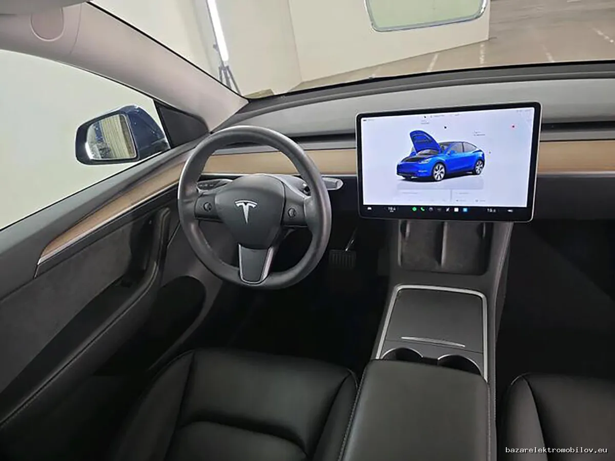 Tesla Model Y LR AWD - Fotografia inzerátu 2