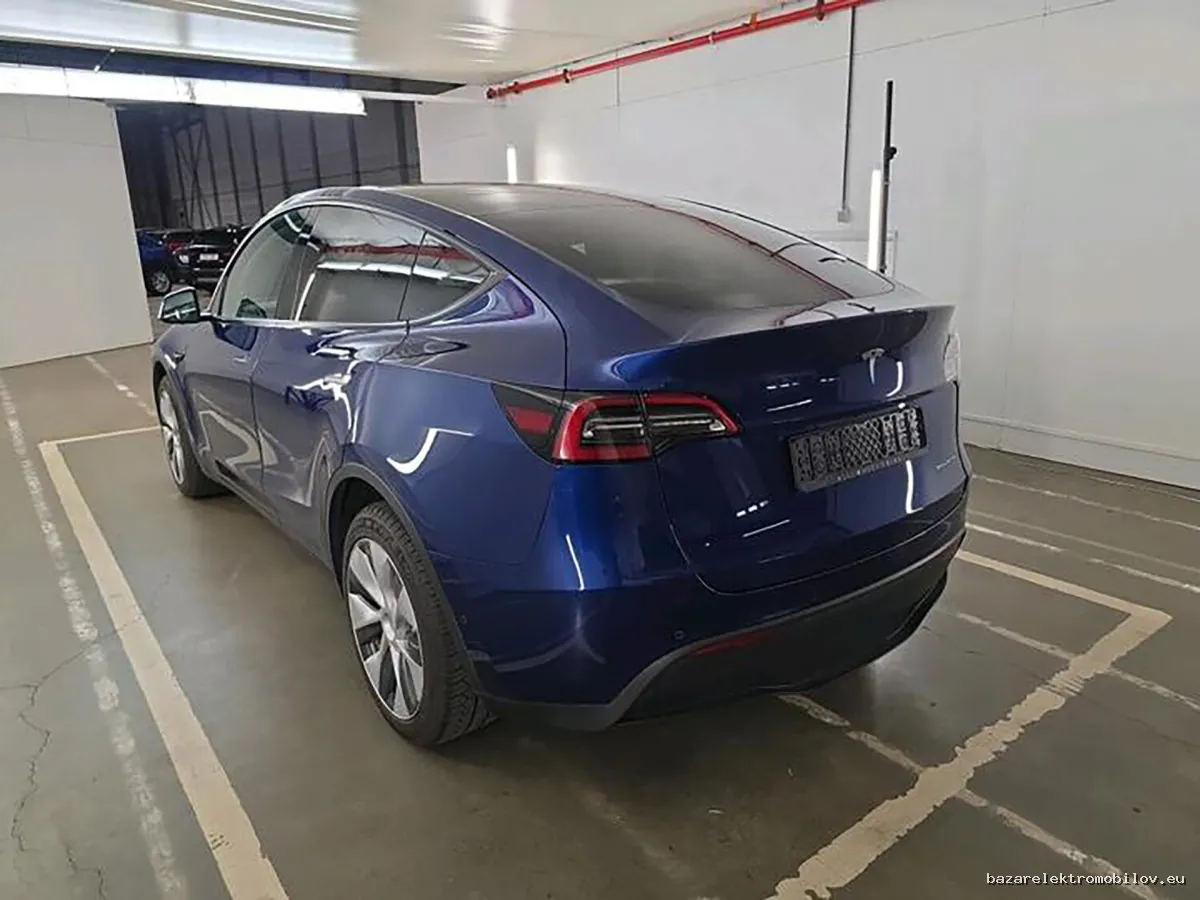 Tesla Model Y LR AWD - Fotografia inzerátu 4