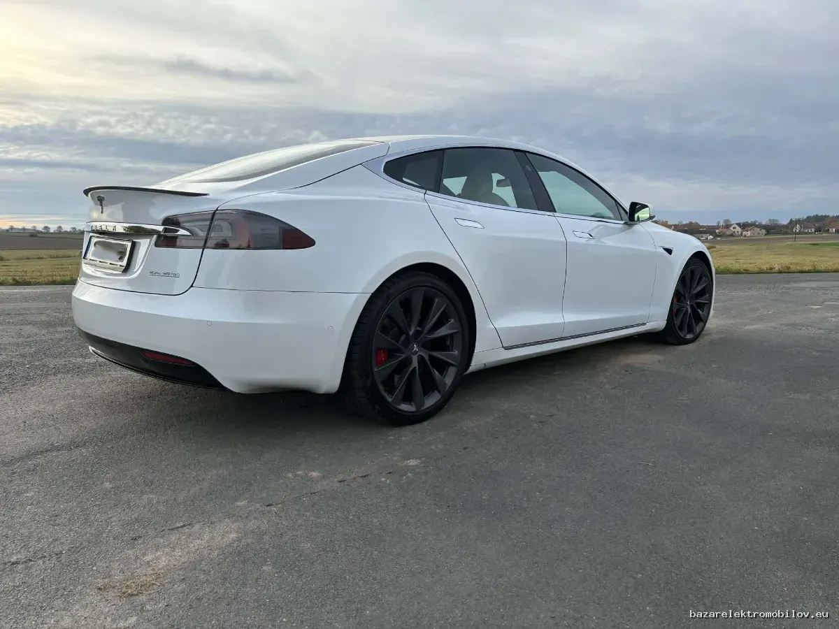 Tesla Model S Performance 2019-2020 - Fotografia inzerátu 5