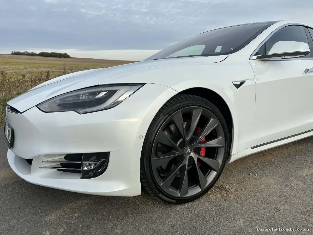 Tesla Model S Performance 2019-2020 - Fotografia inzerátu 13