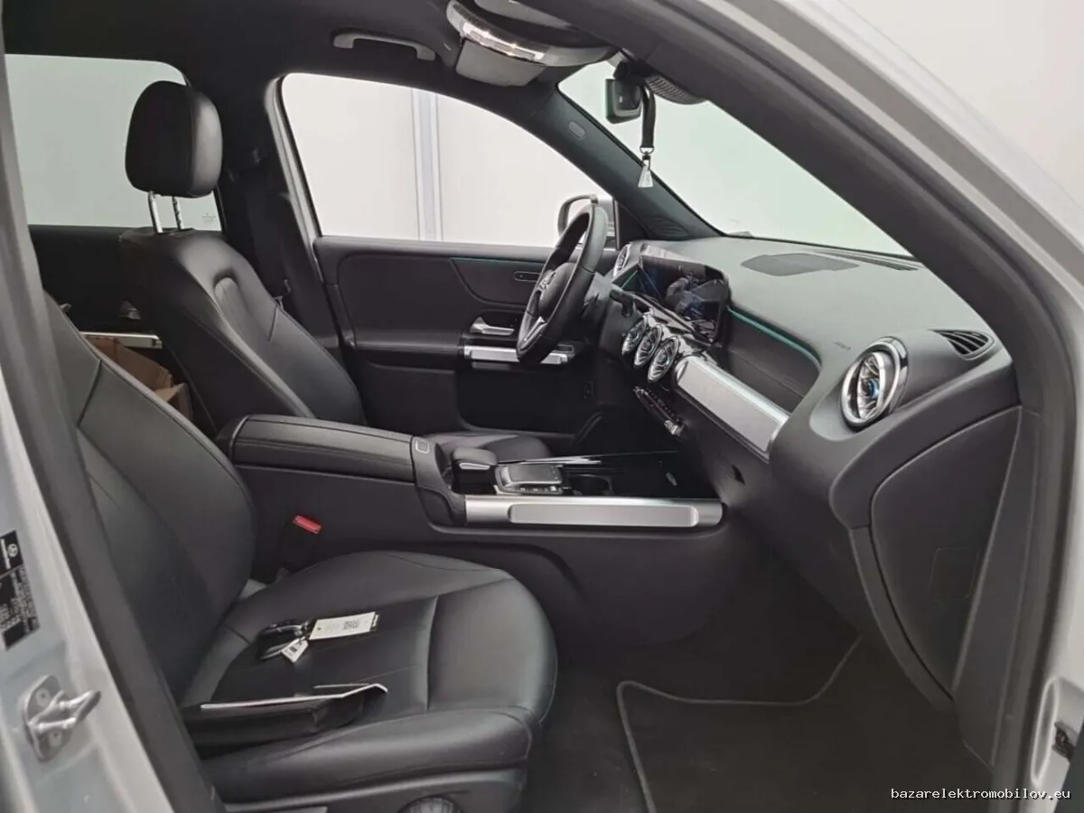 Mercedes-Benz EQB 300 4MATIC 2022-2023 - Fotografia inzerátu 7