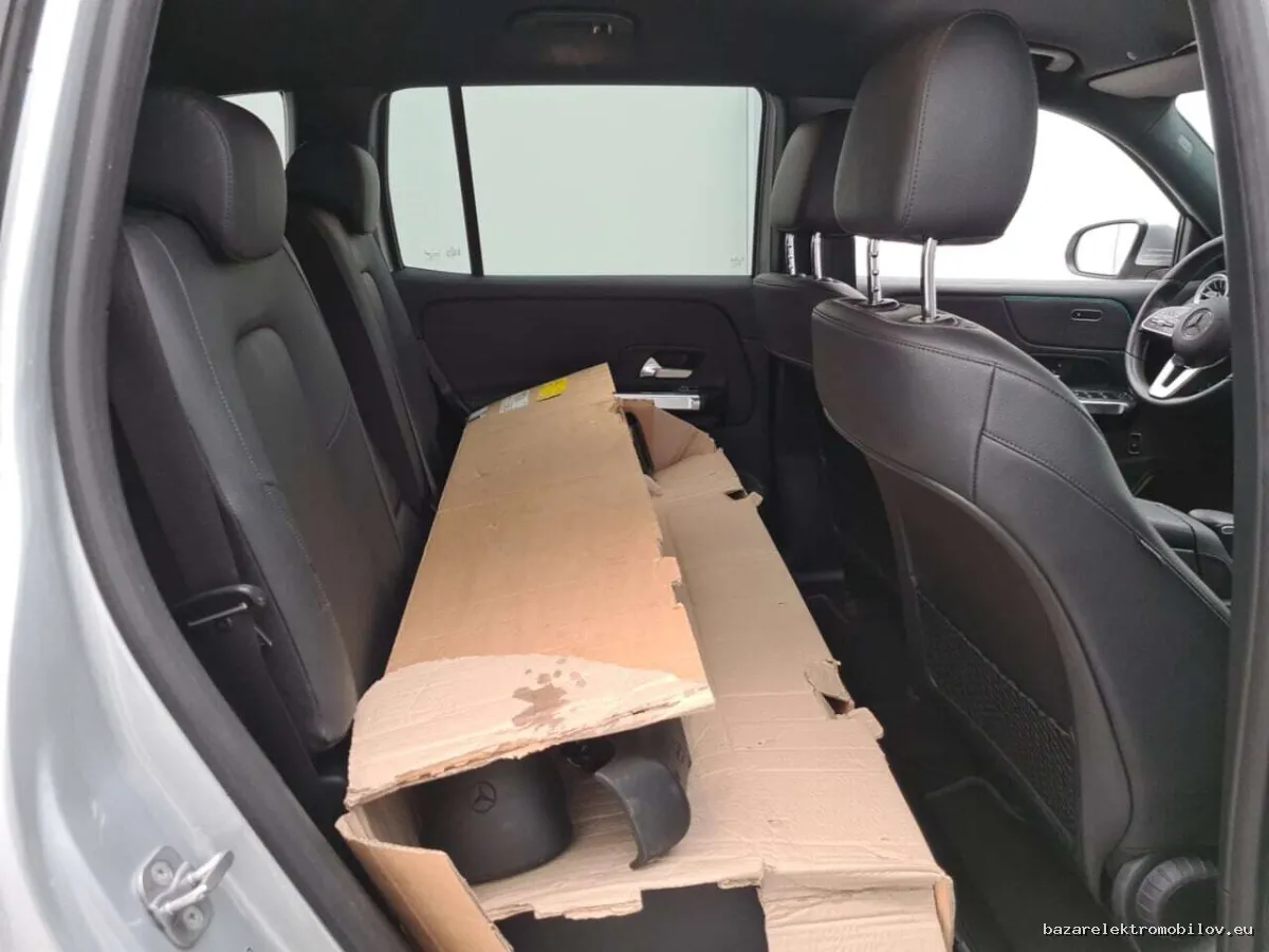 Mercedes-Benz EQB 300 4MATIC 2022-2023 - Fotografia inzerátu 8