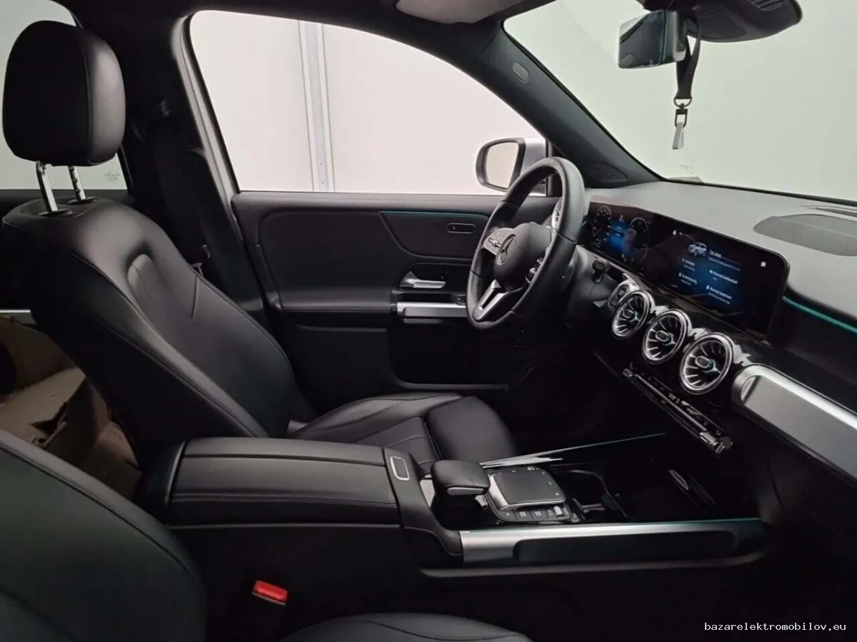 Mercedes-Benz EQB 300 4MATIC 2022-2023 - Fotografia inzerátu 9