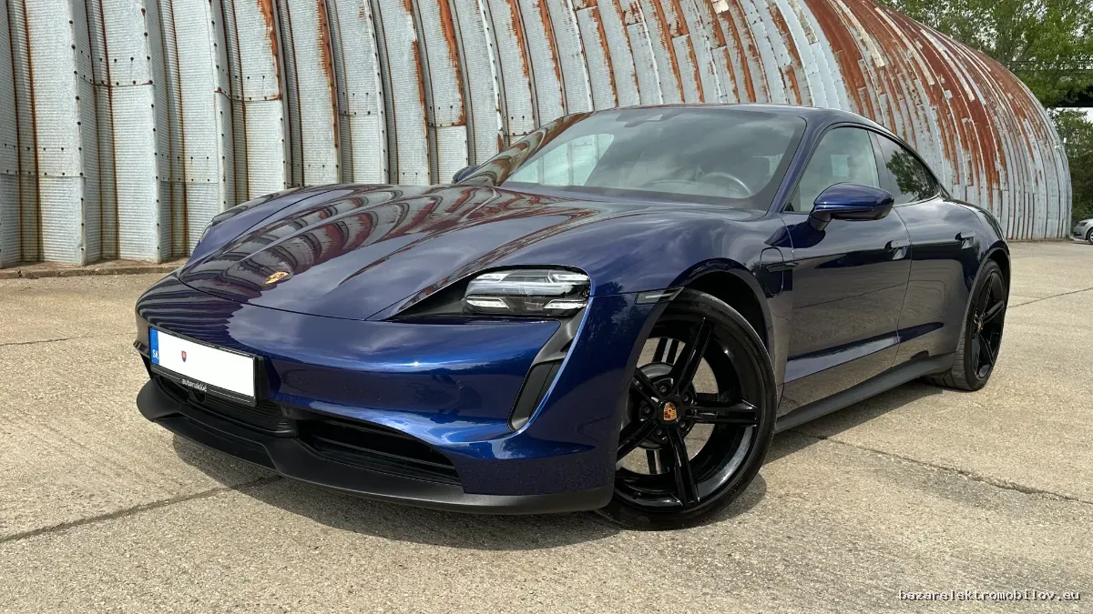 Porsche Taycan 4S Plus
