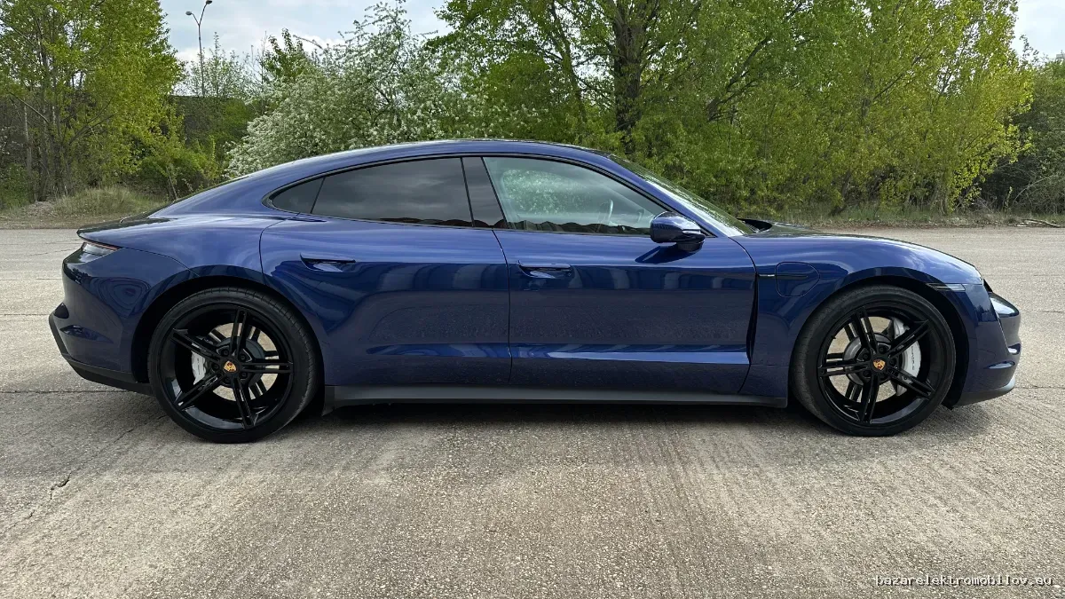 Porsche Taycan 4S Plus - Fotografia inzerátu 6