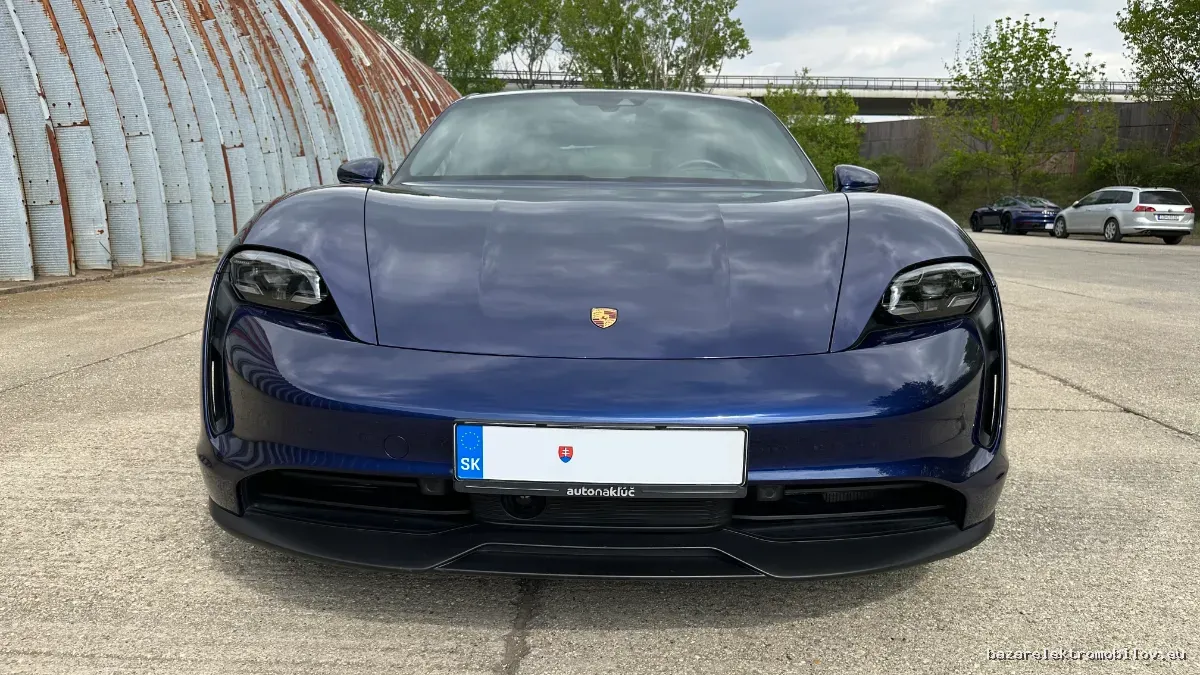 Porsche Taycan 4S Plus - Fotografia inzerátu 8