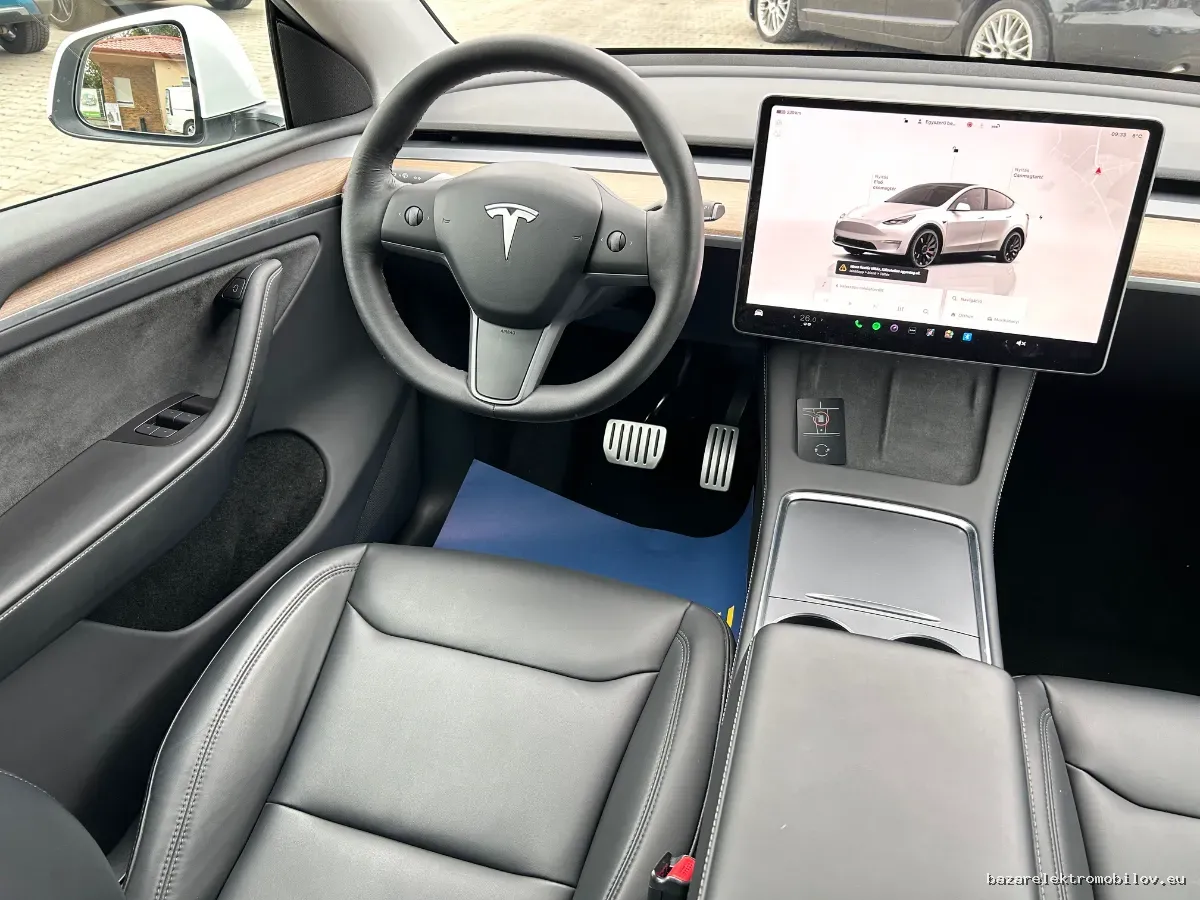 Tesla Model Y Performance - Fotografia inzerátu 10