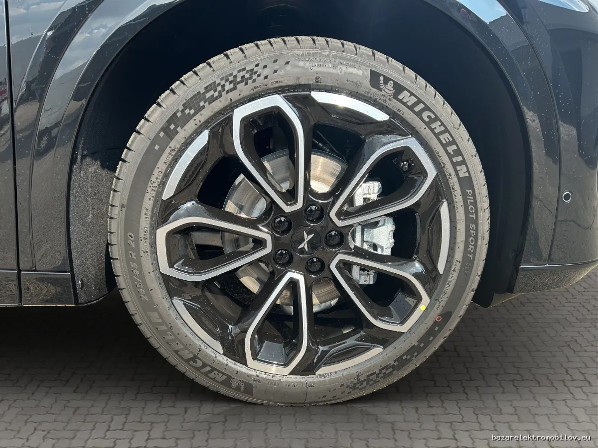 Xpeng G6 AWD Performance - Fotografia inzerátu 17