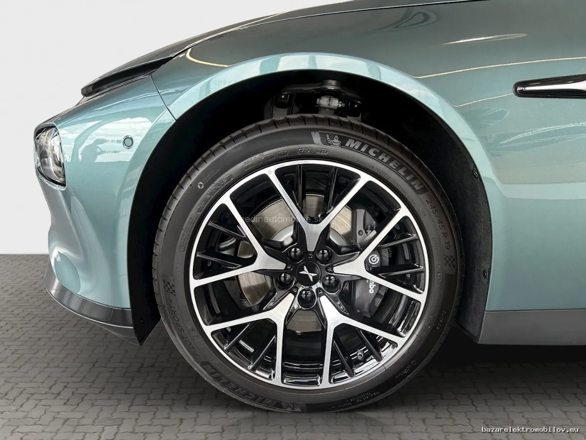 Xpeng P7 AWD Performance - Fotografia inzerátu 8