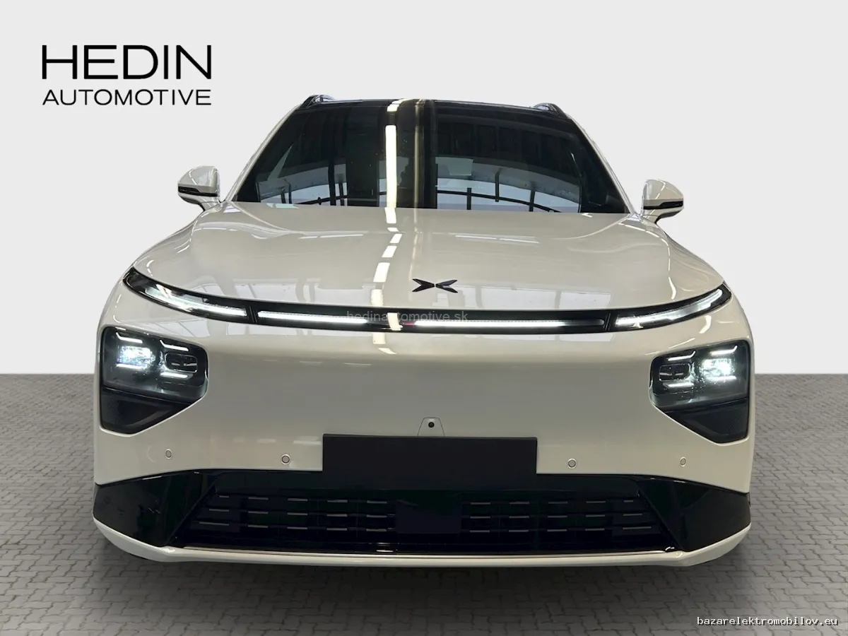 Xpeng G9 AWD Performance - Fotografia inzerátu 2