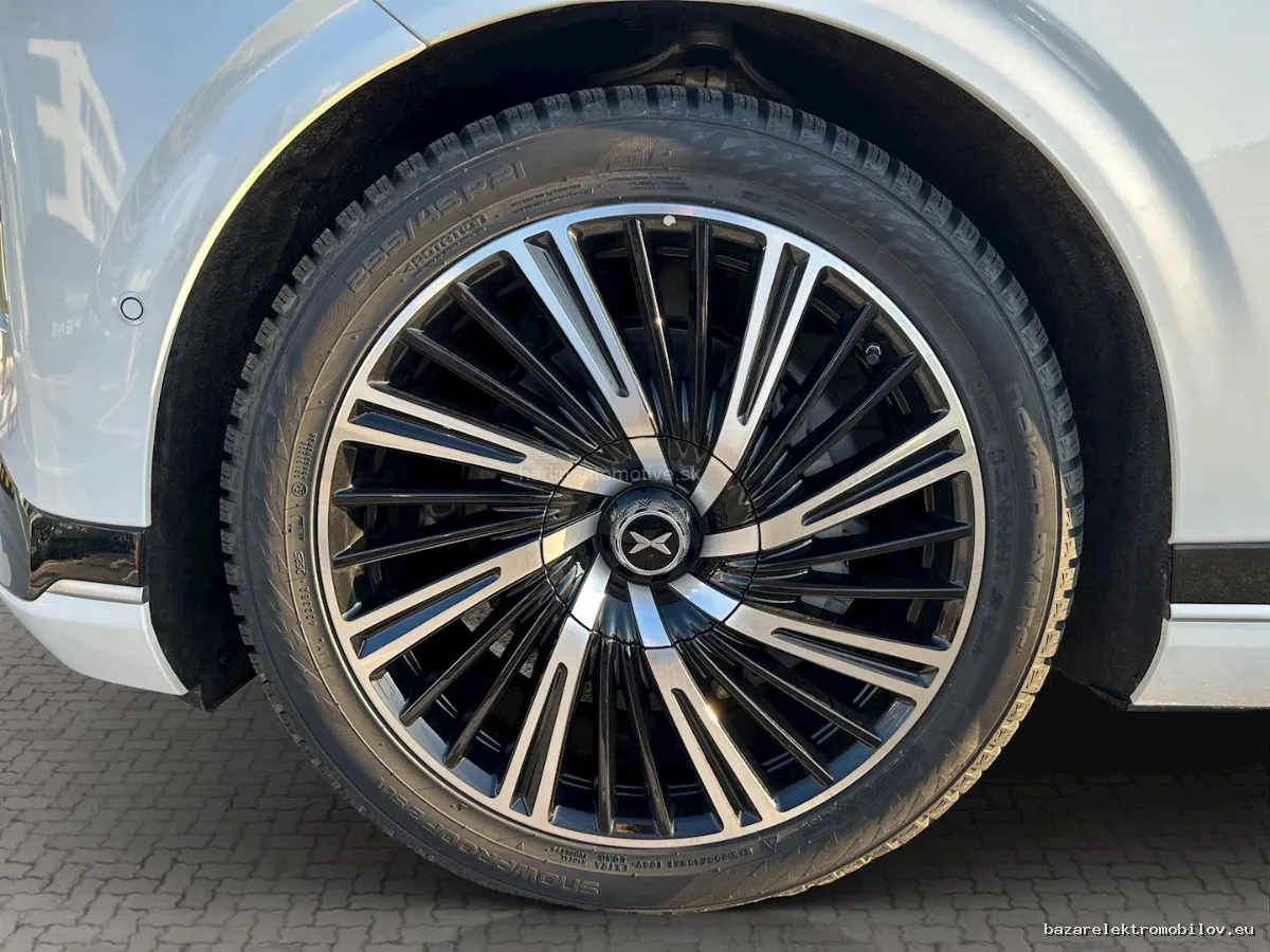 Xpeng G9 AWD Performance - Fotografia inzerátu 12