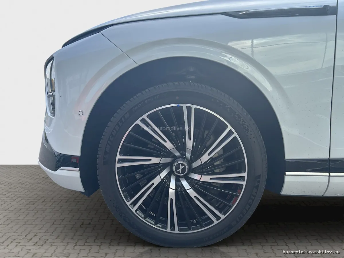 Xpeng G9 AWD Performance - Fotografia inzerátu 9