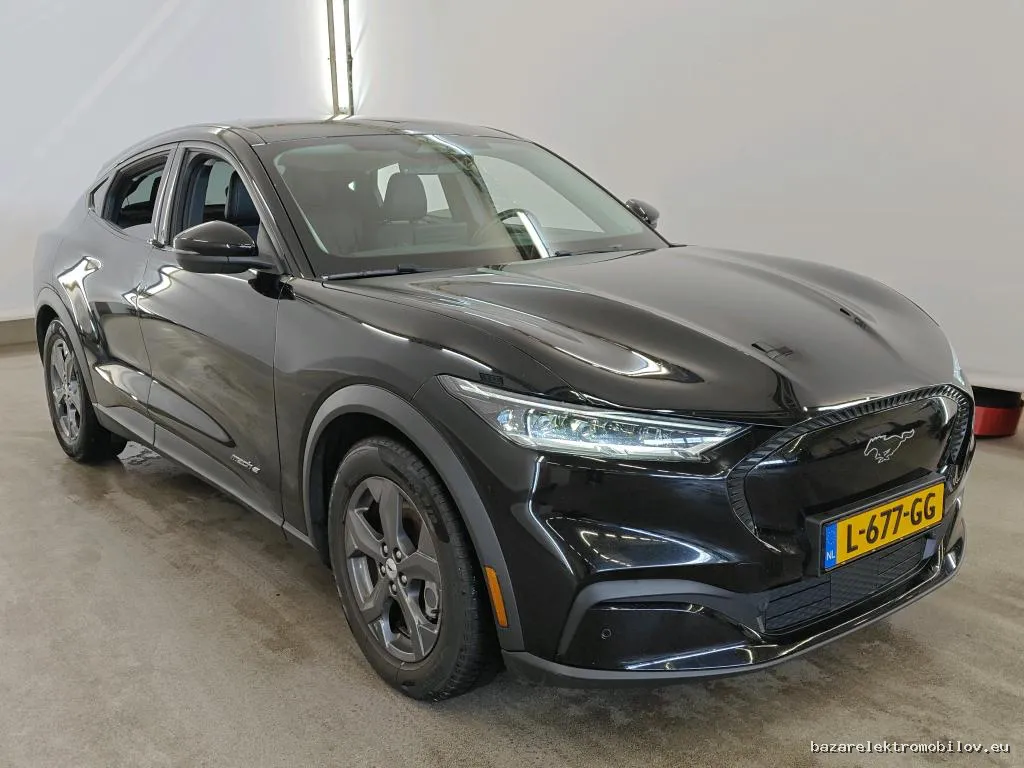 Ford Mustang Mach-E SR RWD 2022-2023 - Fotografia inzerátu 2