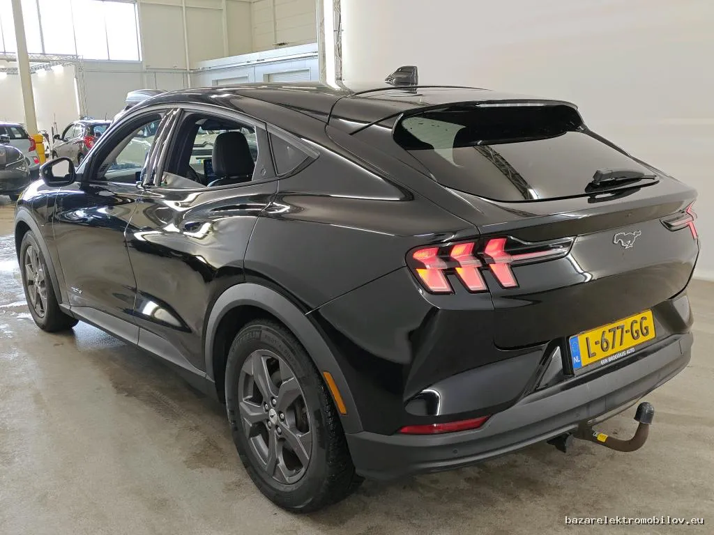 Ford Mustang Mach-E SR RWD 2022-2023 - Fotografia inzerátu 3