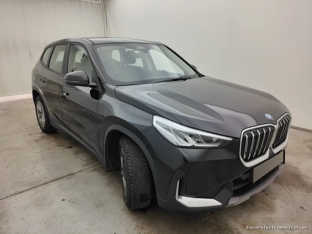 BMW iX1 xDrive30 - Fotografia inzerátu 3