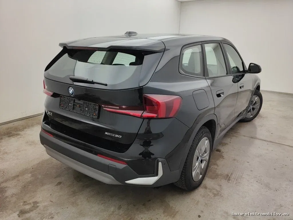 BMW iX1 xDrive30 - Fotografia inzerátu 4