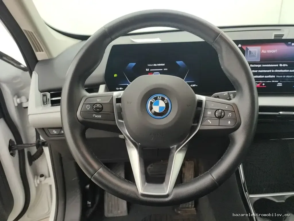 BMW iX1 xDrive30 - Fotografia inzerátu 6