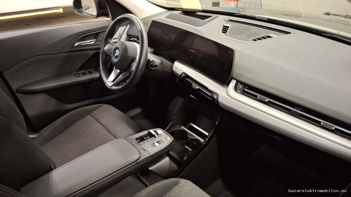 BMW iX1 xDrive30 - Fotografia inzerátu 4