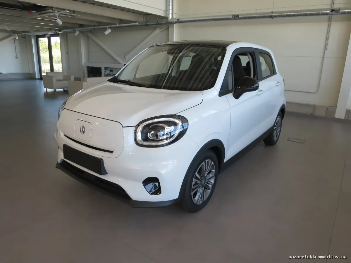 Leapmotor T03