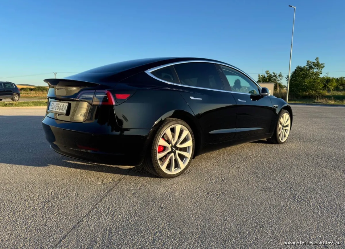 Tesla Model 3 Performance 2019-2020 - Fotografia inzerátu 7
