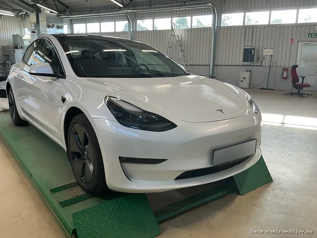 Tesla Model 3 LR AWD 2021-2023 - Fotografia inzerátu 5